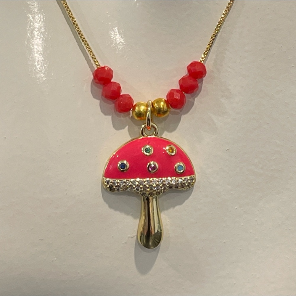 14k Gold Plated and coral mushroom pendant necklace - Picture 3 of 3